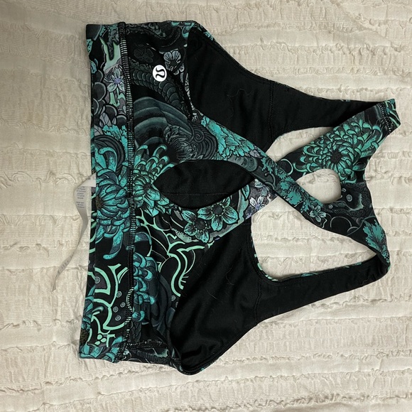 lululemon sports bra - Picture 2 of 2